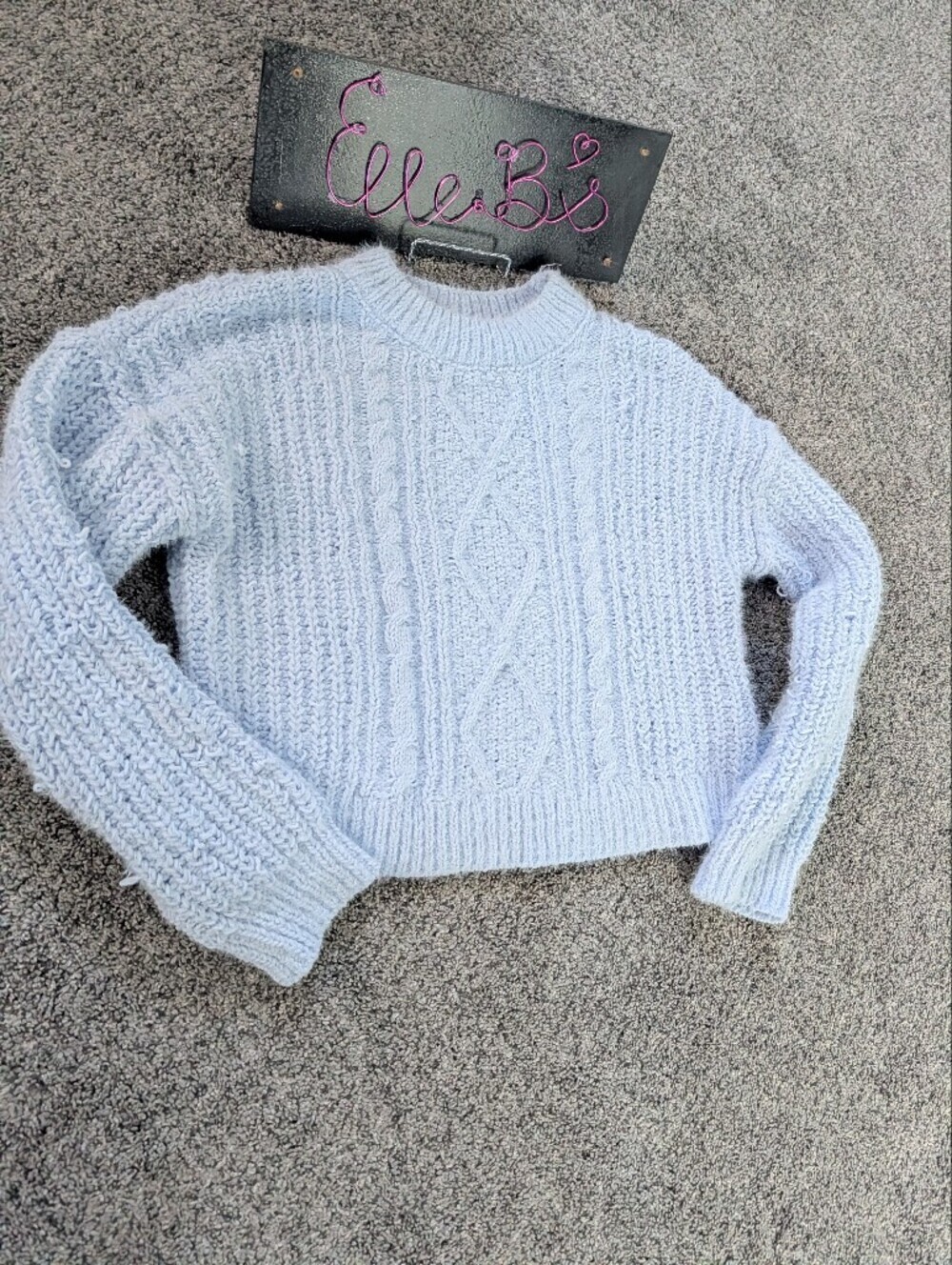 Used Condition No Boundaries Pale Blue Cable Knit Crewneck Sweater L